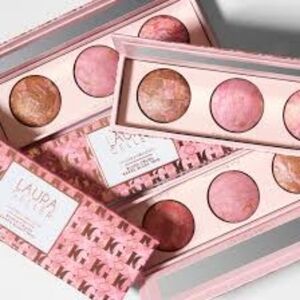 Laura GellerGreatest Blush Crush Trio !!NEW NEVER USED!!☺️